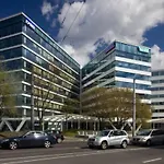 Business And Pleasure Apartment With Air Condition