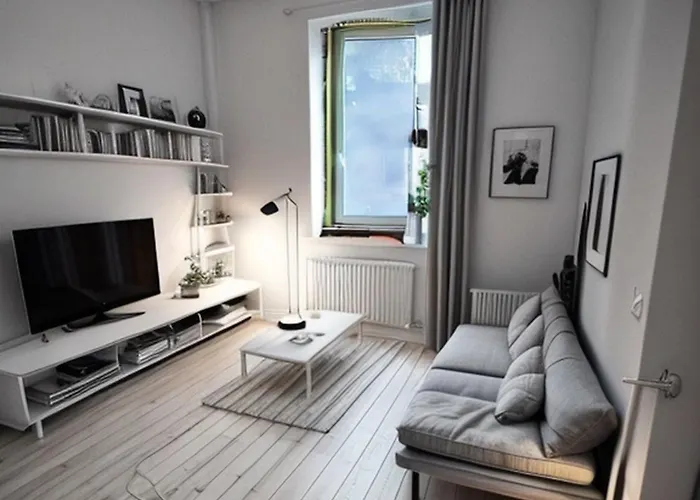 Business And Pleasure Apartment With Air Condition